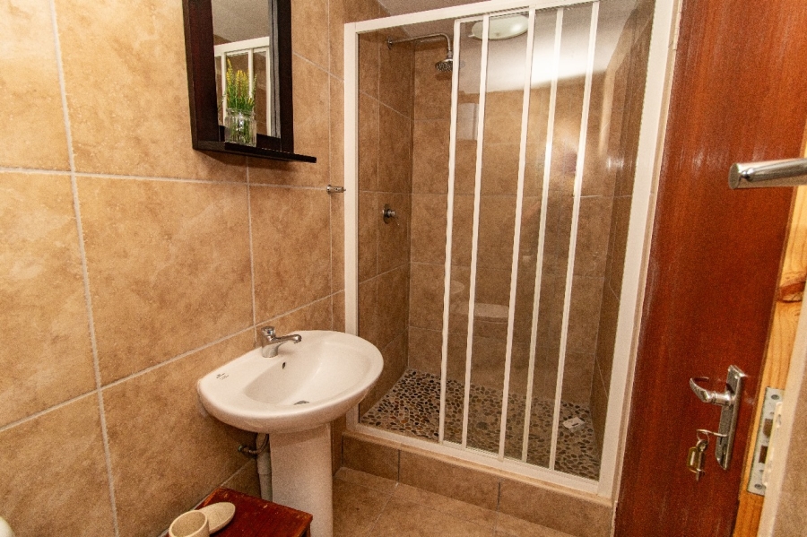 To Let 4 Bedroom Property for Rent in Riviera Glen Security Estate Free State